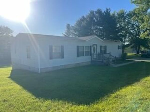 8755 Rocky Ford RD , Moneta, VA 24121