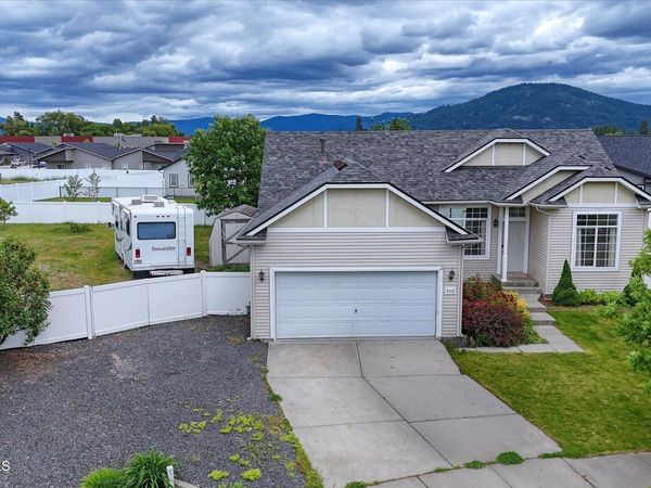 2513 W Timberlake Loop , Coeur d'Alene, ID 83815