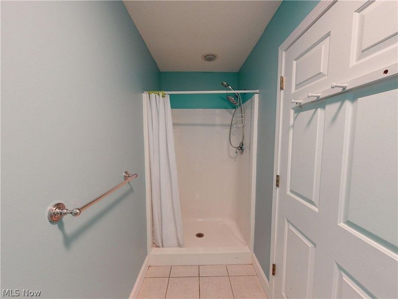 166 Helene Drive, Painesville Township, OH 44077 Photo 33