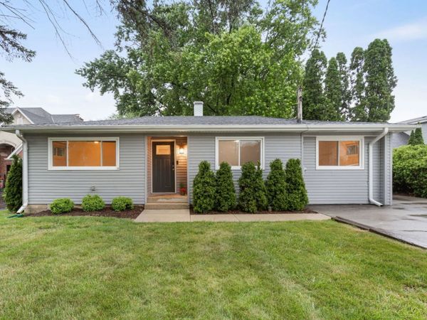 101 60th Street , Downers Grove, IL 60516