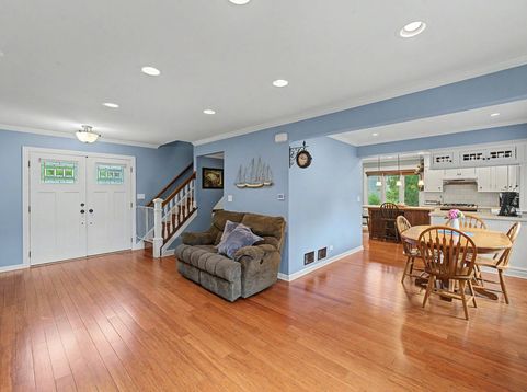 Main Photo