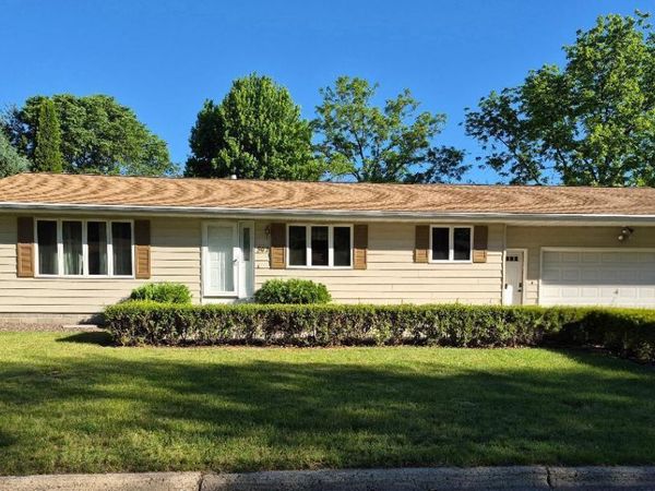 302 Sunrise Lane, Marshall, MN 56258