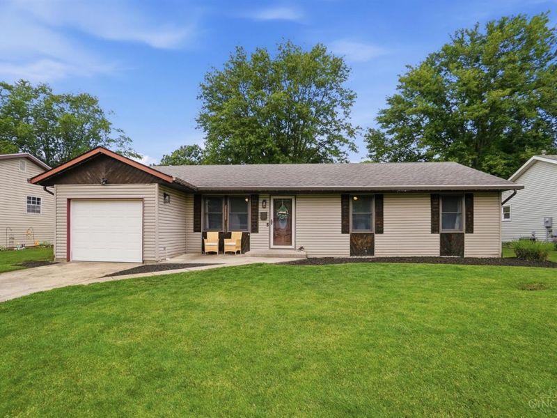 1121 Linhof, Wilmington, OH 45177 Photo 2