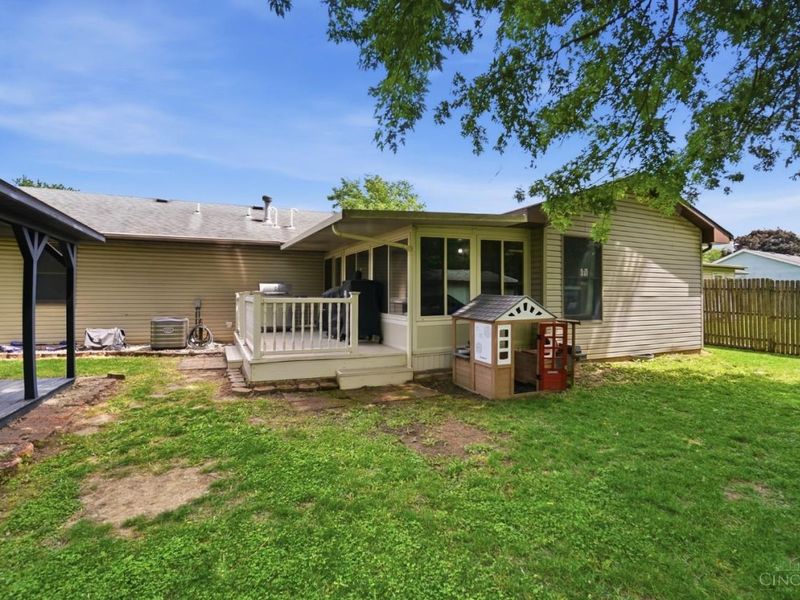 1121 Linhof, Wilmington, OH 45177 Photo 44