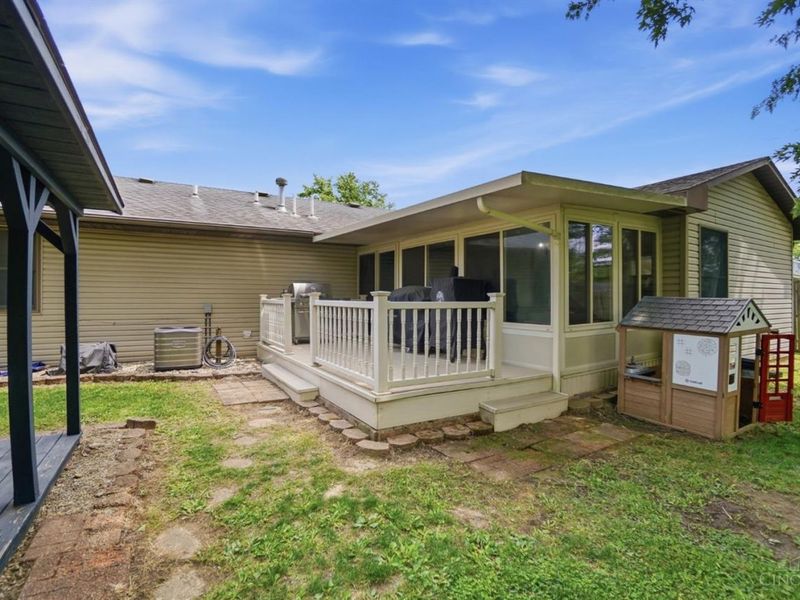 1121 Linhof, Wilmington, OH 45177 Photo 45