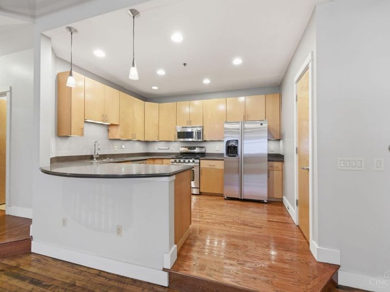 26 E Sixth Street, Unit 702, Cincinnati, OH 45202 Photo 14