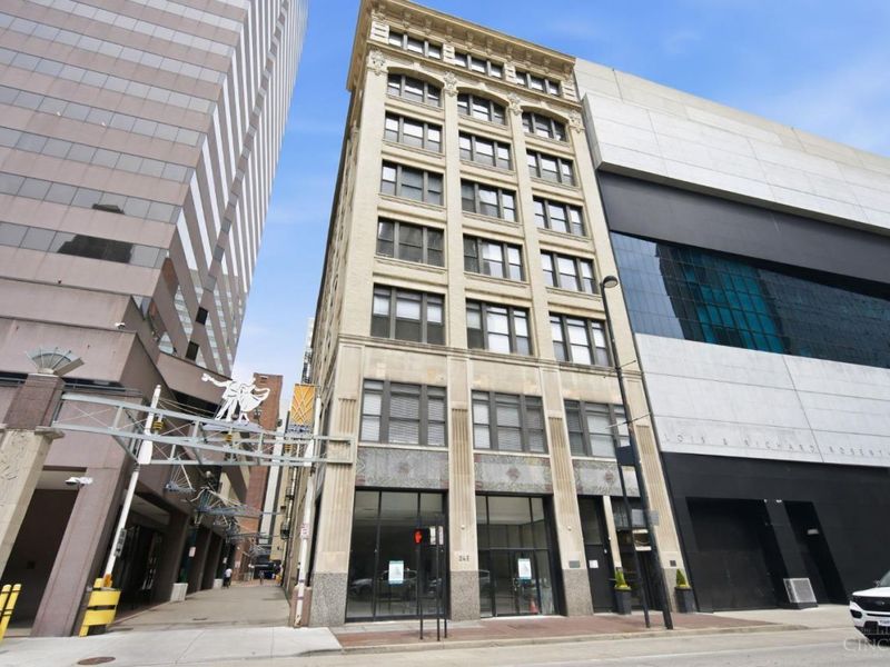 26 E Sixth Street, Unit 702, Cincinnati, OH 45202 Photo 2