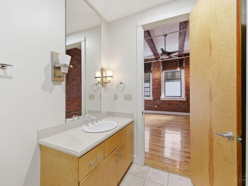 26 E Sixth Street, Unit 702, Cincinnati, OH 45202 Photo 30