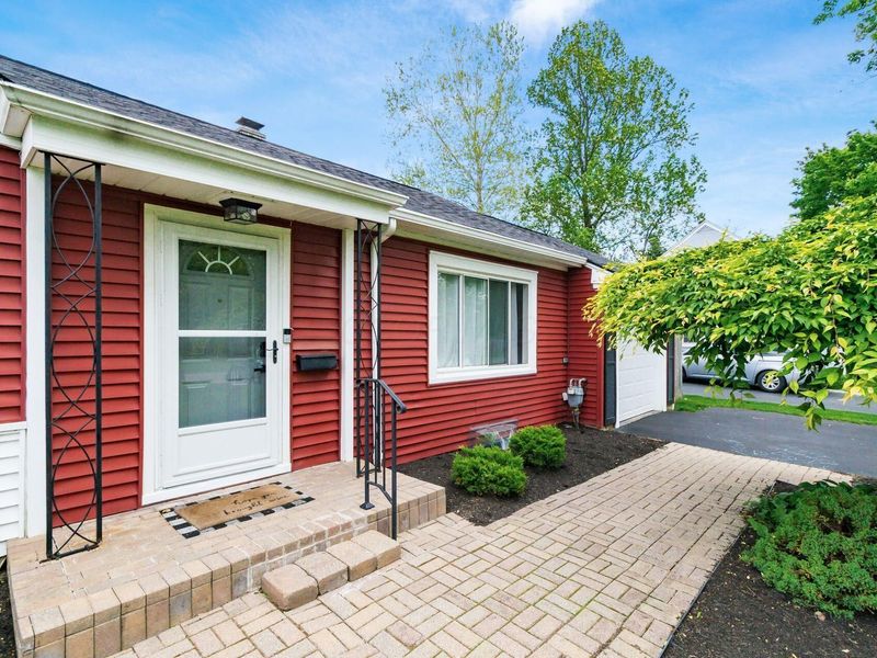 3170 Ainwick Road, Columbus, OH 43221 Photo 6