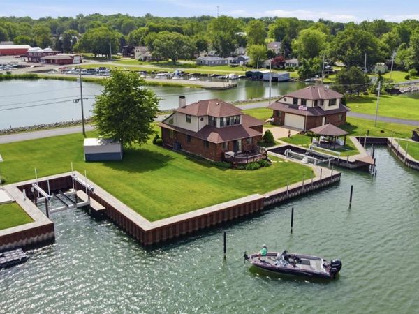 522 Gravel Bar Road, Marblehead, OH 43440