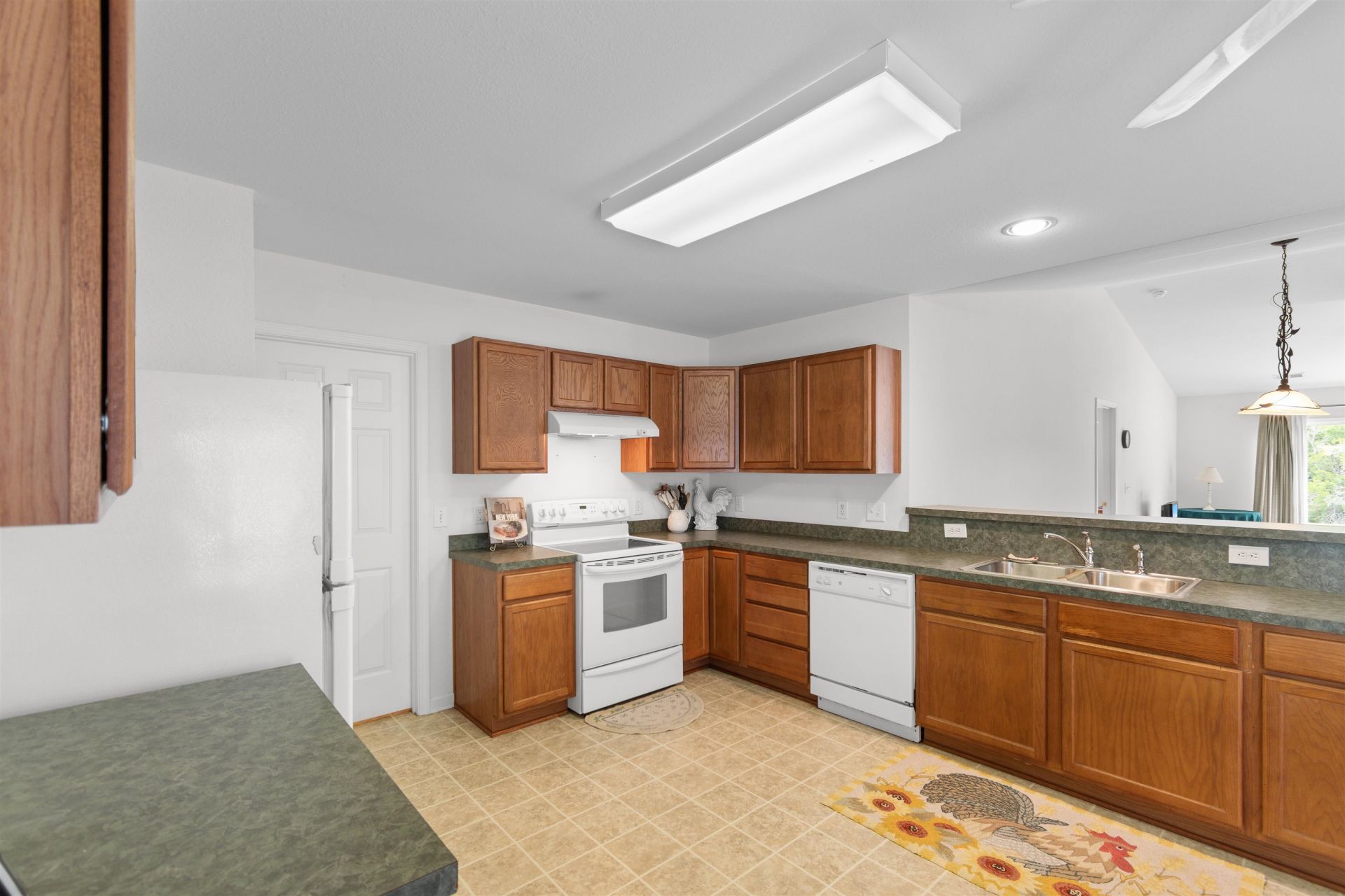 2464 Whetstone Dr. Photo 7