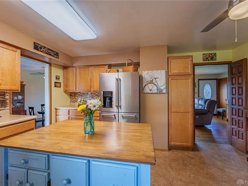 23 Dronfield Road, Troy, OH 45373 Photo 13