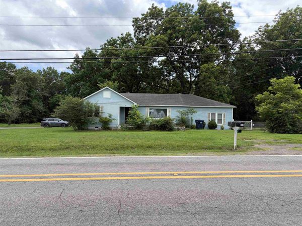 901 SW 3rd, Atkins, AR 72823