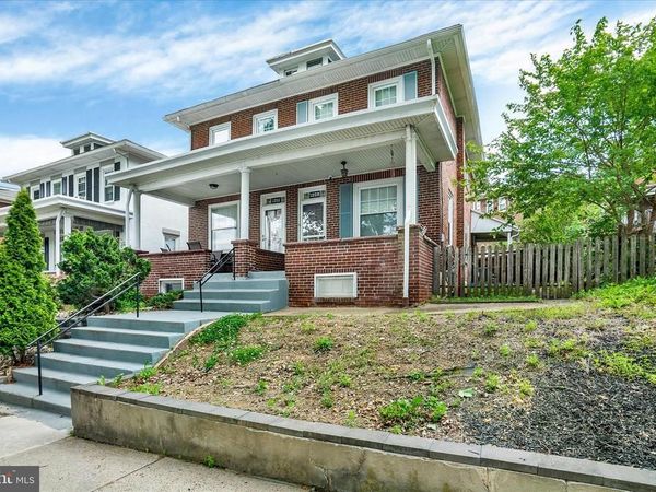 1209 LINDEN STREET , READING, PA 19604