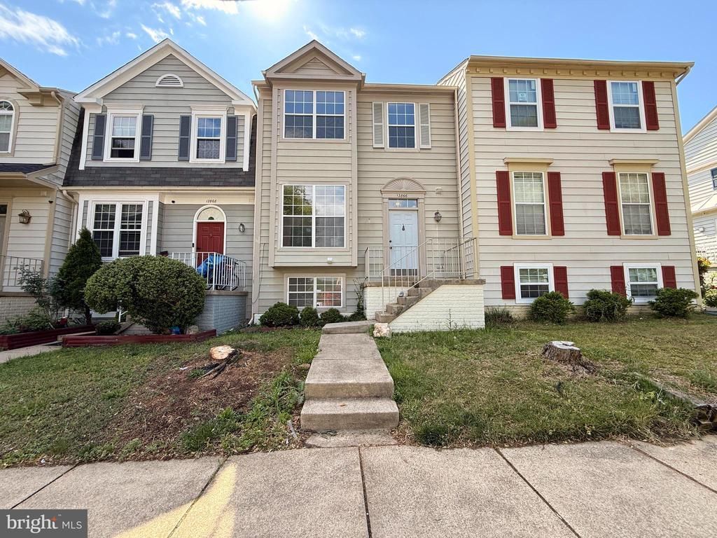 12866 Hyannis Lane, Woodbridge, VA 22193 Main Photo