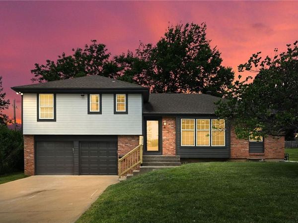 6700 Mastin Street, Shawnee, KS 66203