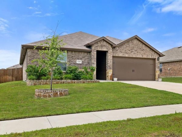 1206 Honeysuckle Drive, Josephine, TX 75189