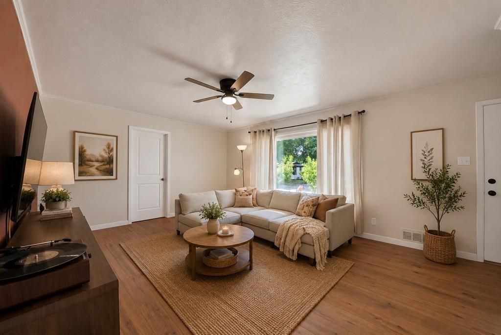 6800 Hightower Street, Fort Worth, TX 76112 Main Photo