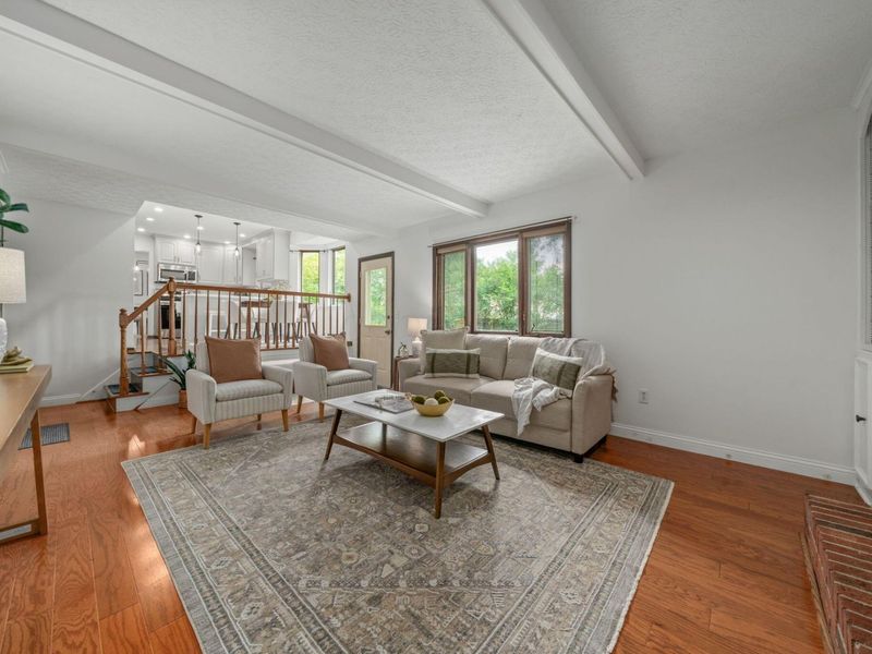 1870 Hickory Hill Drive, Columbus, OH 43228 Photo 24