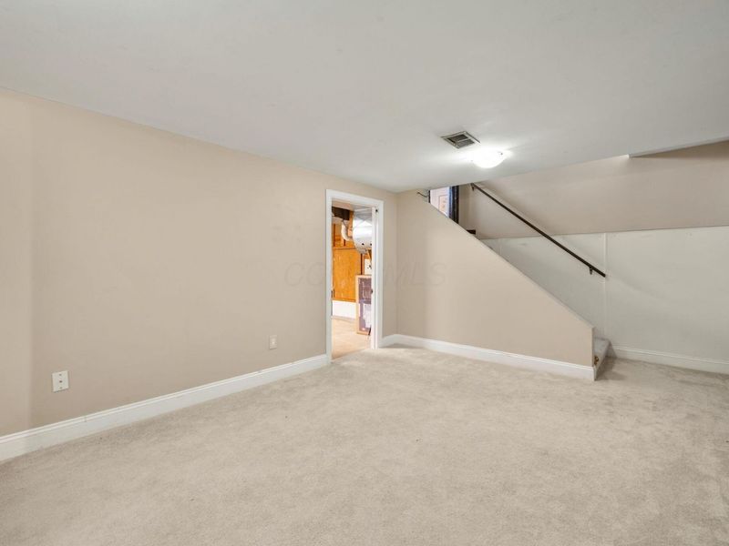 1870 Hickory Hill Drive, Columbus, OH 43228 Photo 44