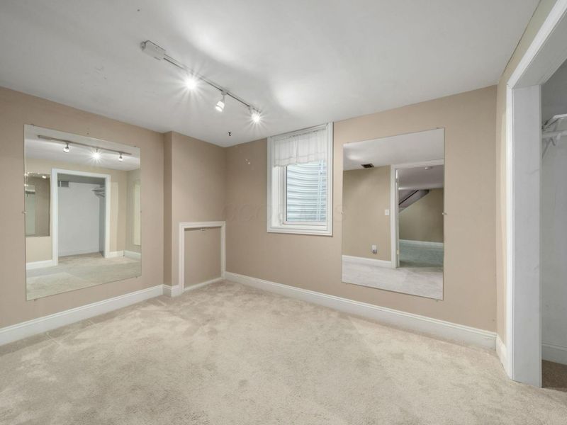 1870 Hickory Hill Drive, Columbus, OH 43228 Photo 46