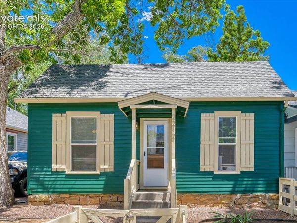 2212 W Bijou Street, Colorado Springs, CO 80904