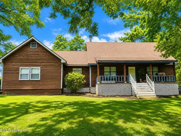 203 Edgewood Drive, Carriere, MS 39426