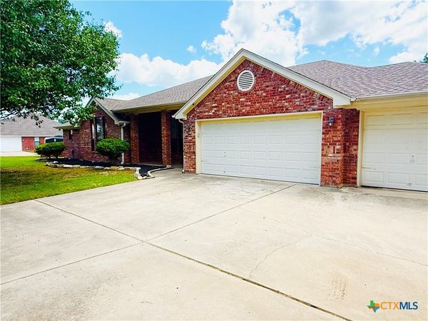 497 County Road 3351 , Kempner, TX 76539