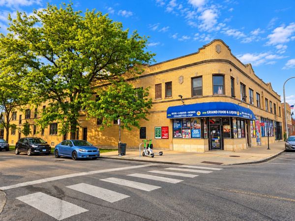 5120 W Grand Avenue, Chicago, IL 60639