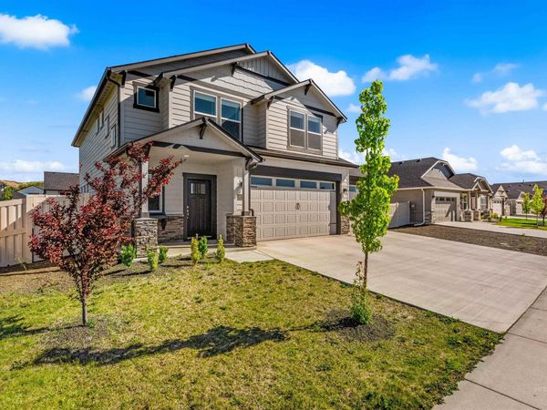 10326 W Trident Ridge Dr, Star, ID 83669