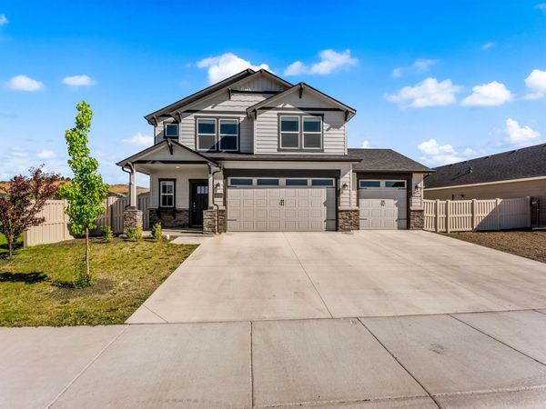 10326 W Trident Ridge Dr, Star, ID 83669