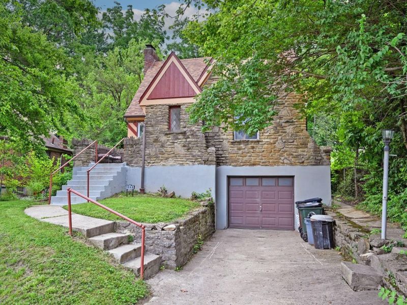 3948 Holman Circle, Silverton, OH 45236 Photo 42