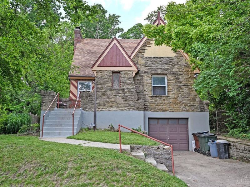 3948 Holman Circle, Silverton, OH 45236 Photo 44