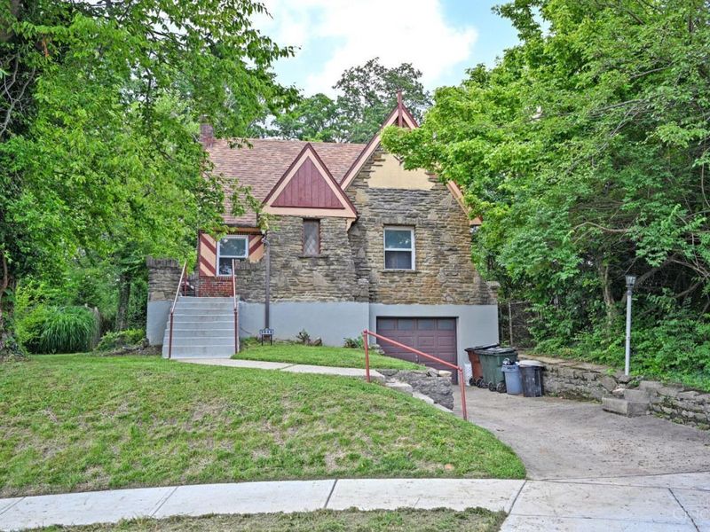 3948 Holman Circle, Silverton, OH 45236 Photo 45