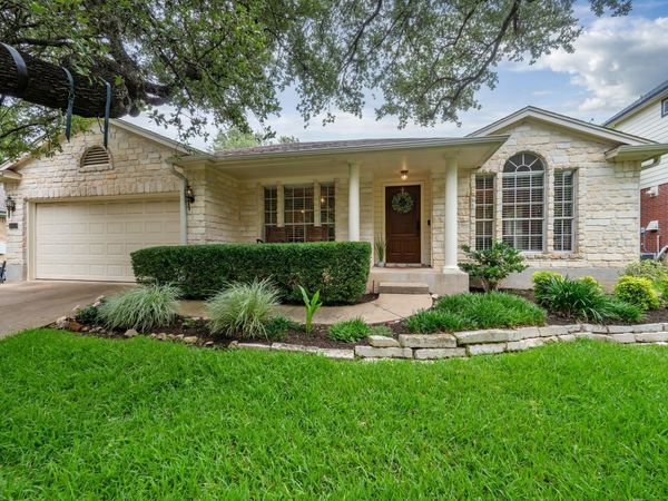 8112 Luling LN , Austin, TX 78729