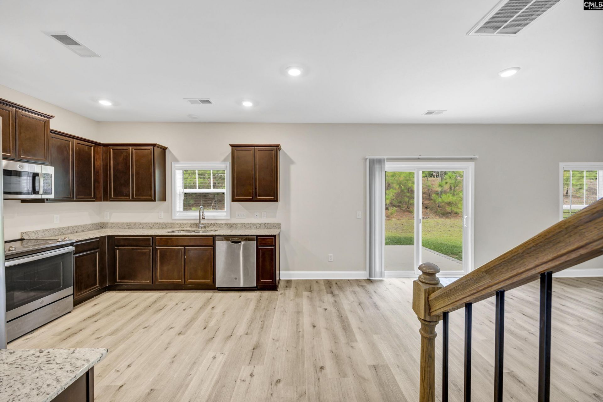 205 Long Iron Court  Photo 7