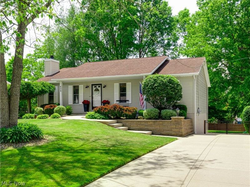 408 Abbyshire Road, Akron, OH 44319 Photo 2