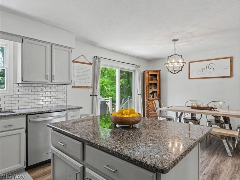 408 Abbyshire Road, Akron, OH 44319 Photo 9