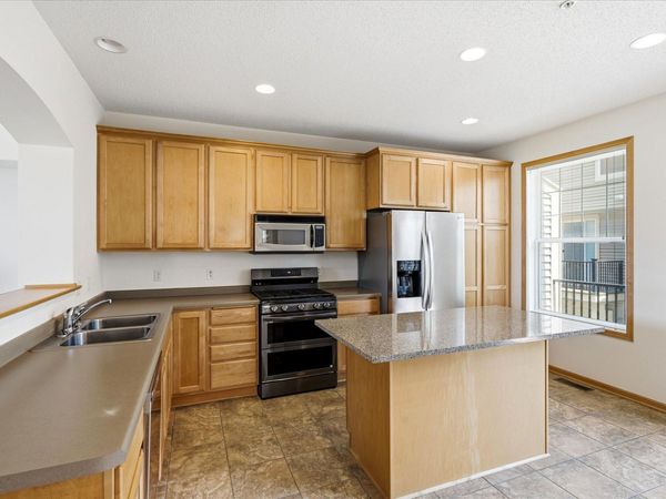 8262 Labont Way, Unit 5, Eden Prairie, MN 55344