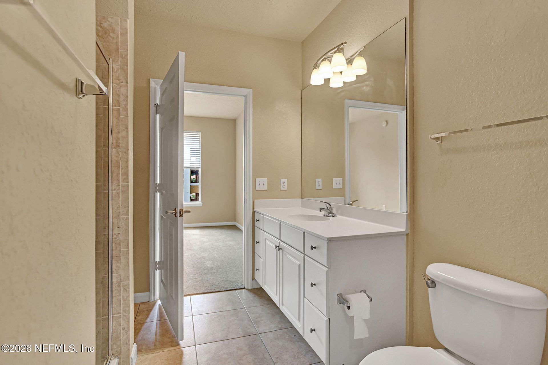 8539 Gate Parkway W, Unit 9330, Jacksonville, FL 32216 Photo
