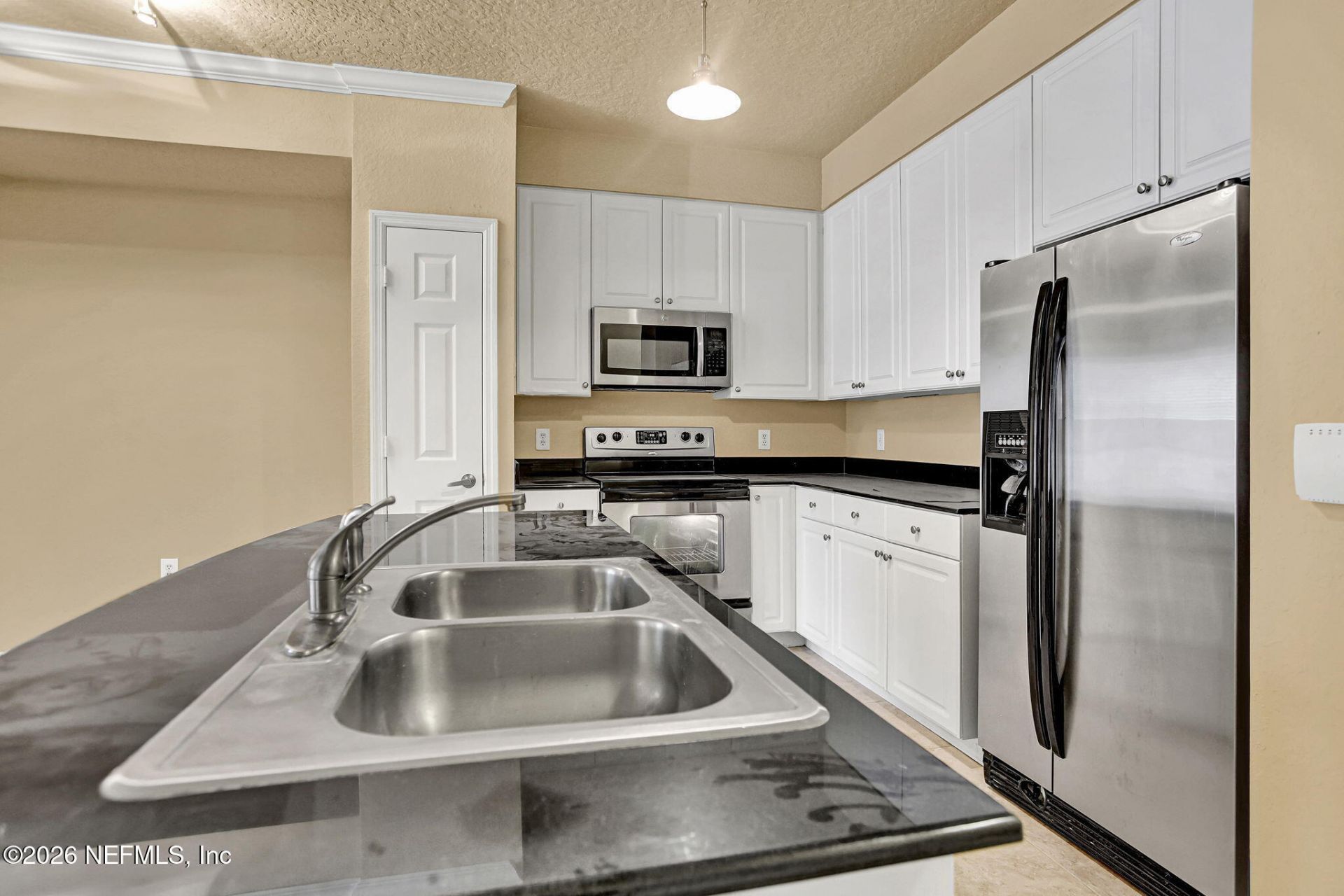 8539 Gate Parkway W, Unit 9330, Jacksonville, FL 32216 Photo