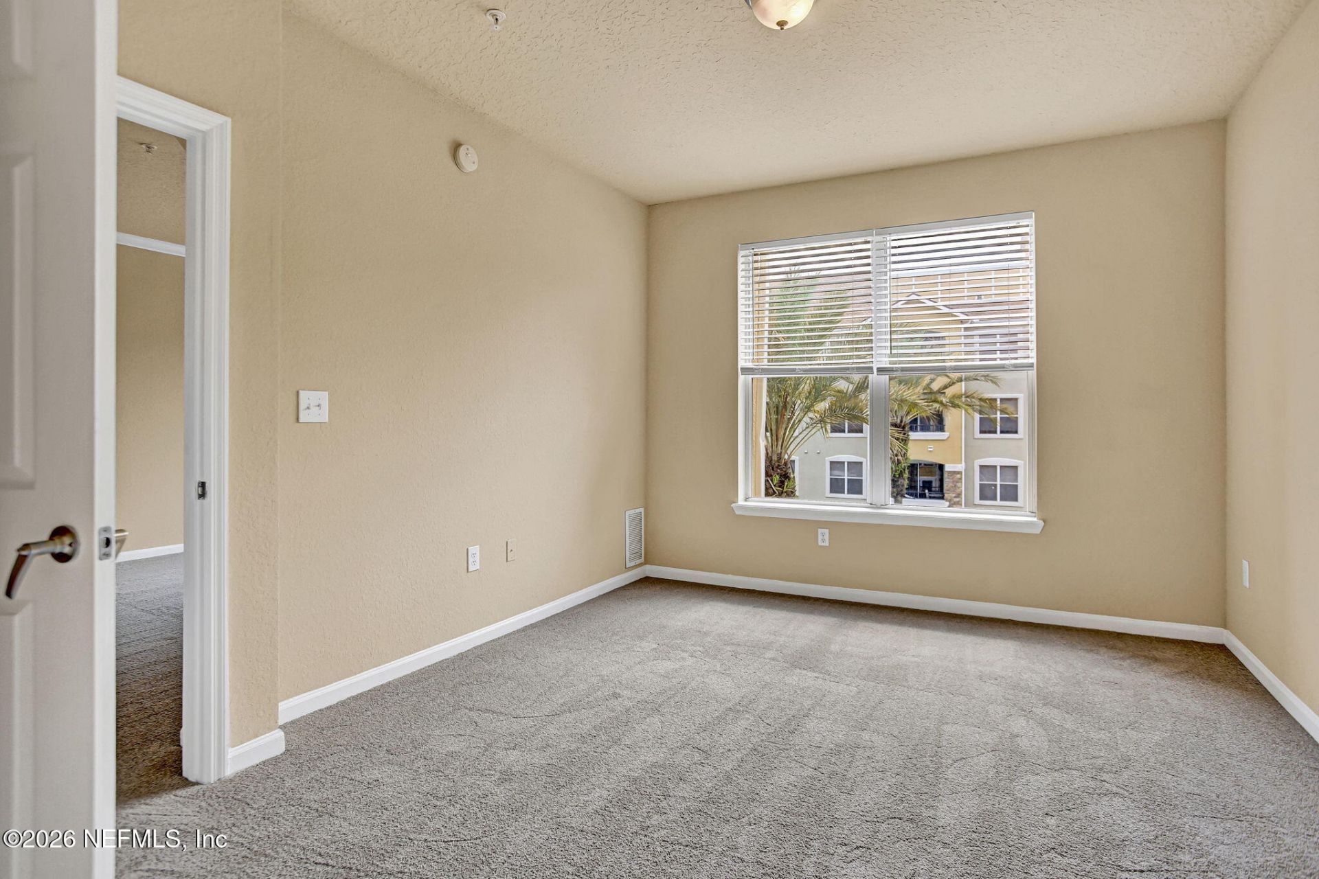 8539 Gate Parkway W, Unit 9330, Jacksonville, FL 32216 Photo