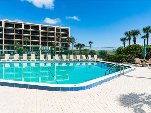 3939 Ocean Drive, Unit 208C, Vero Beach, FL 32963
