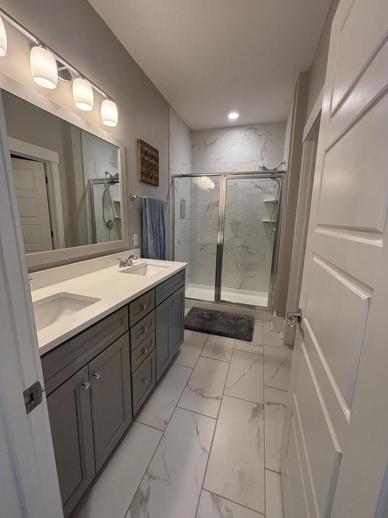 224 Oak Park Street Photo 30