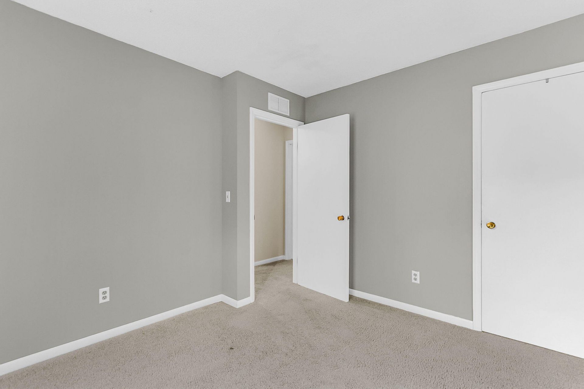 105 Bridgecreek Drive Photo 20