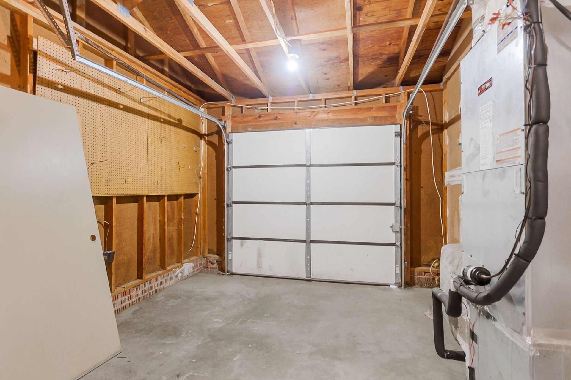 105 Bridgecreek Drive Photo 25