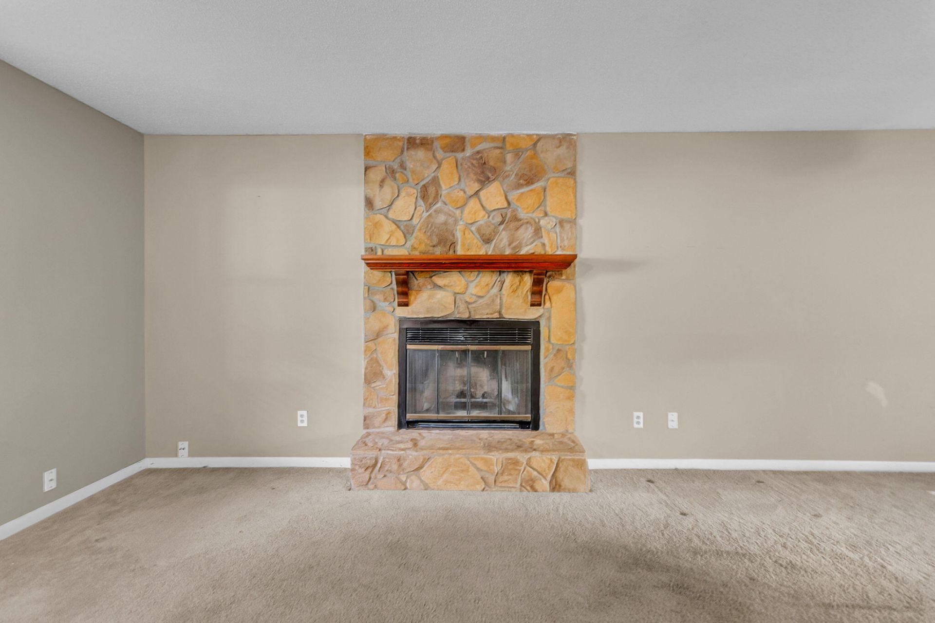 105 Bridgecreek Drive Photo 5