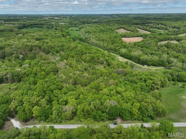110 Spring House Lane , Unincorporated, MO 63379