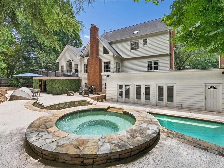 Property Image 4