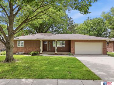 10011 N 143rd Street, Waverly, NE 68462